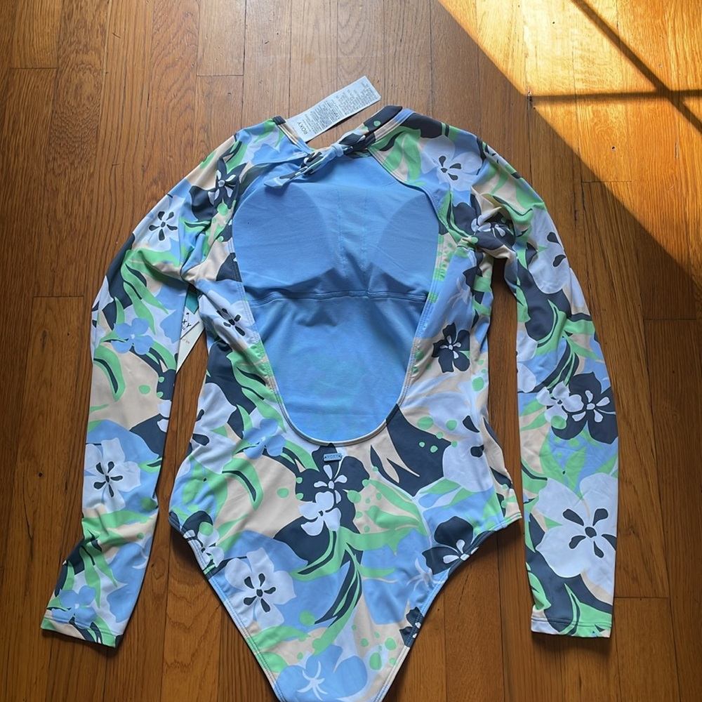 Roxy one piece bathing suit size large NWT - Picture 4 of 5